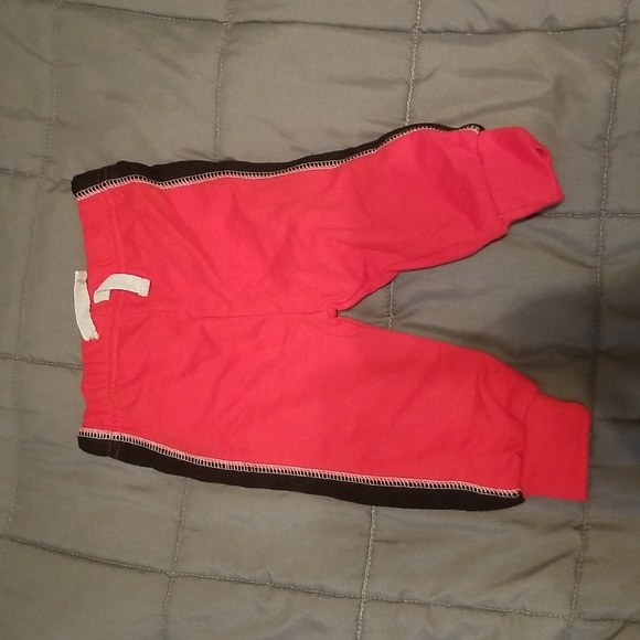 Disney Mickey Mouse Baby Boys' 2-Piece Joggers Set Outfit - Picture 4 of 4